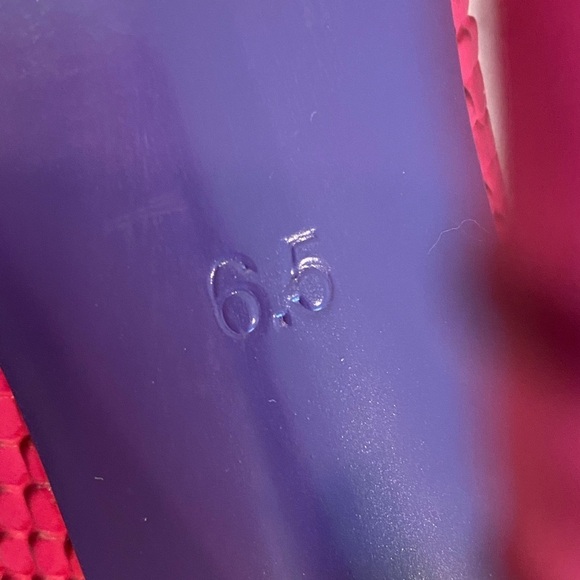 NWOTB - Meelys Hot Pink Faux Snakeskin Embossed Pumps High Heels Size 6.5 - Picture 8 of 9